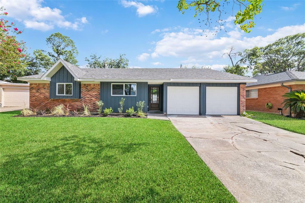 Property Photo:  5007 Kingfisher Drive  TX 77035 