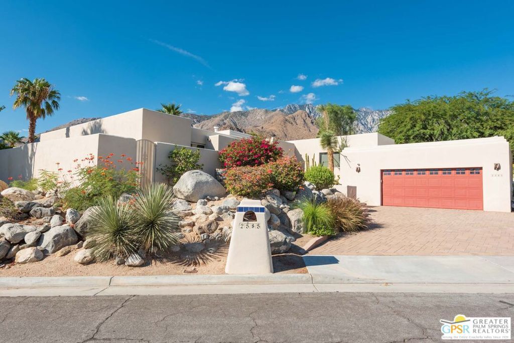 4 bed Palm Springs home for sale 2585 N Girasol Avenue, Palm Springs