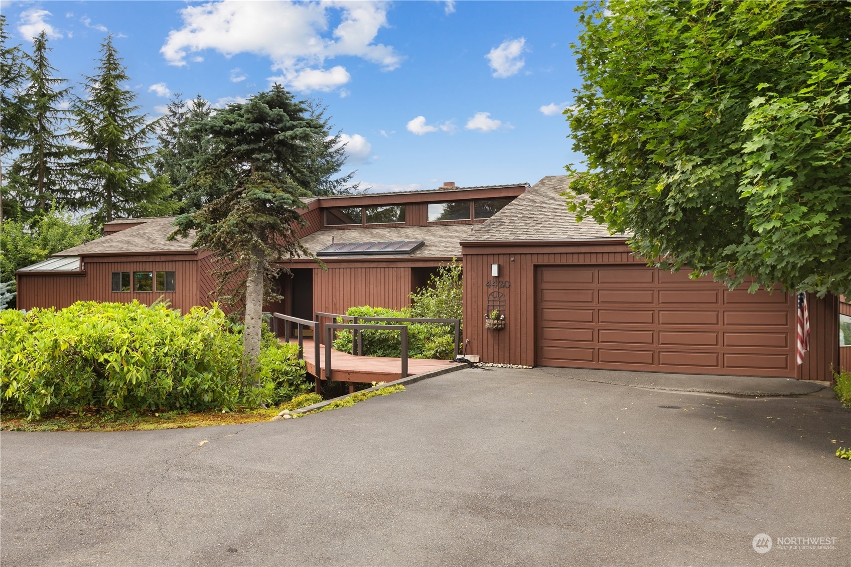 Property Photo: 4420 102nd Ave E WA 98371