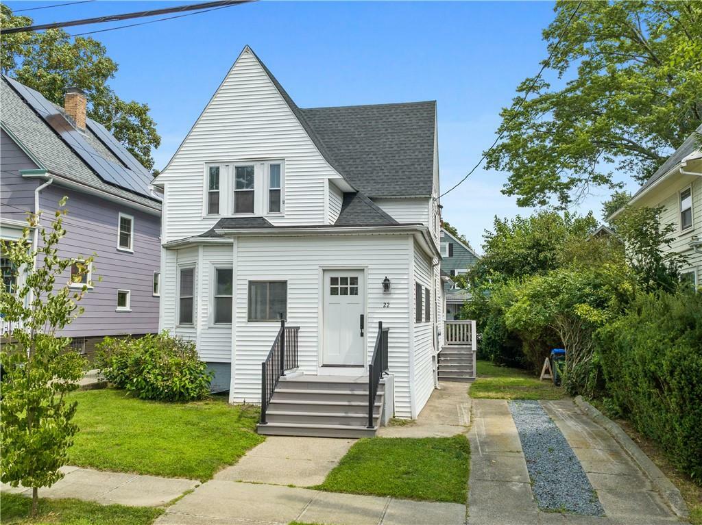 Property Photo:  22 Hart St  RI 02906 