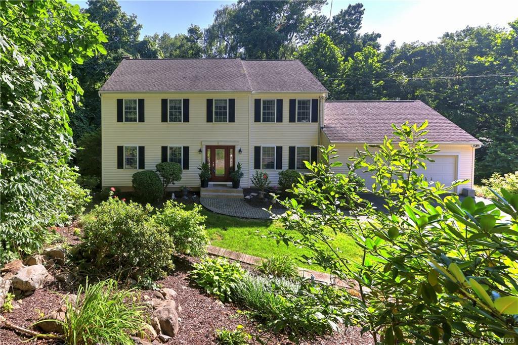 624 Jarvis Street  Cheshire CT 06410 photo