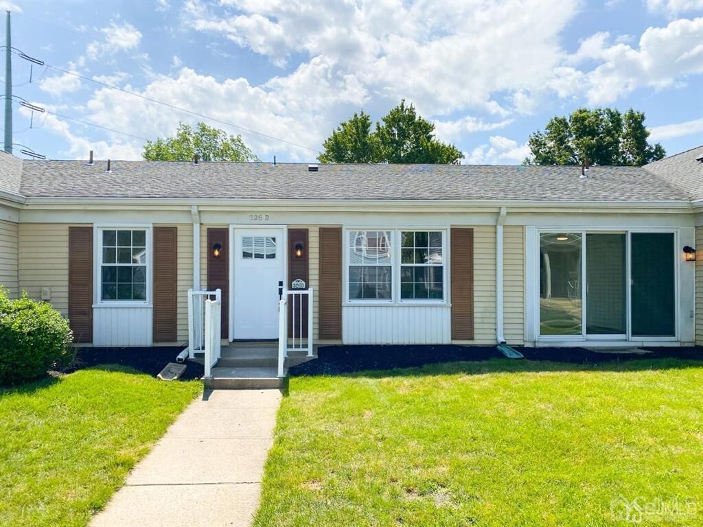 Property Photo: 326-D Nantuckett Lane NJ 08831