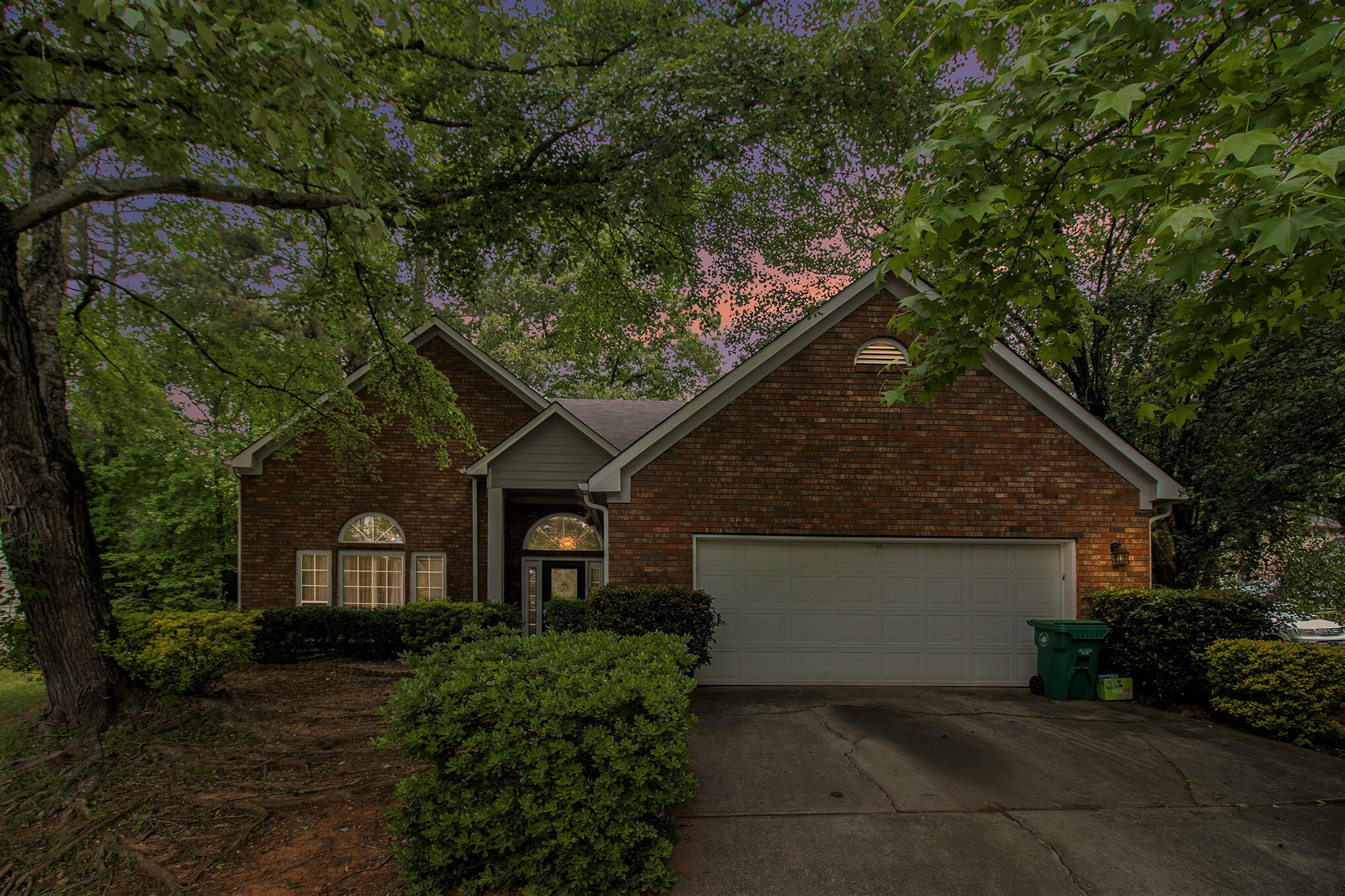 Property Photo: 585 N Shore Road GA 30058