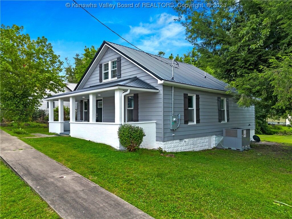 Property Photo:  2701 2nd Street  WV 25526 