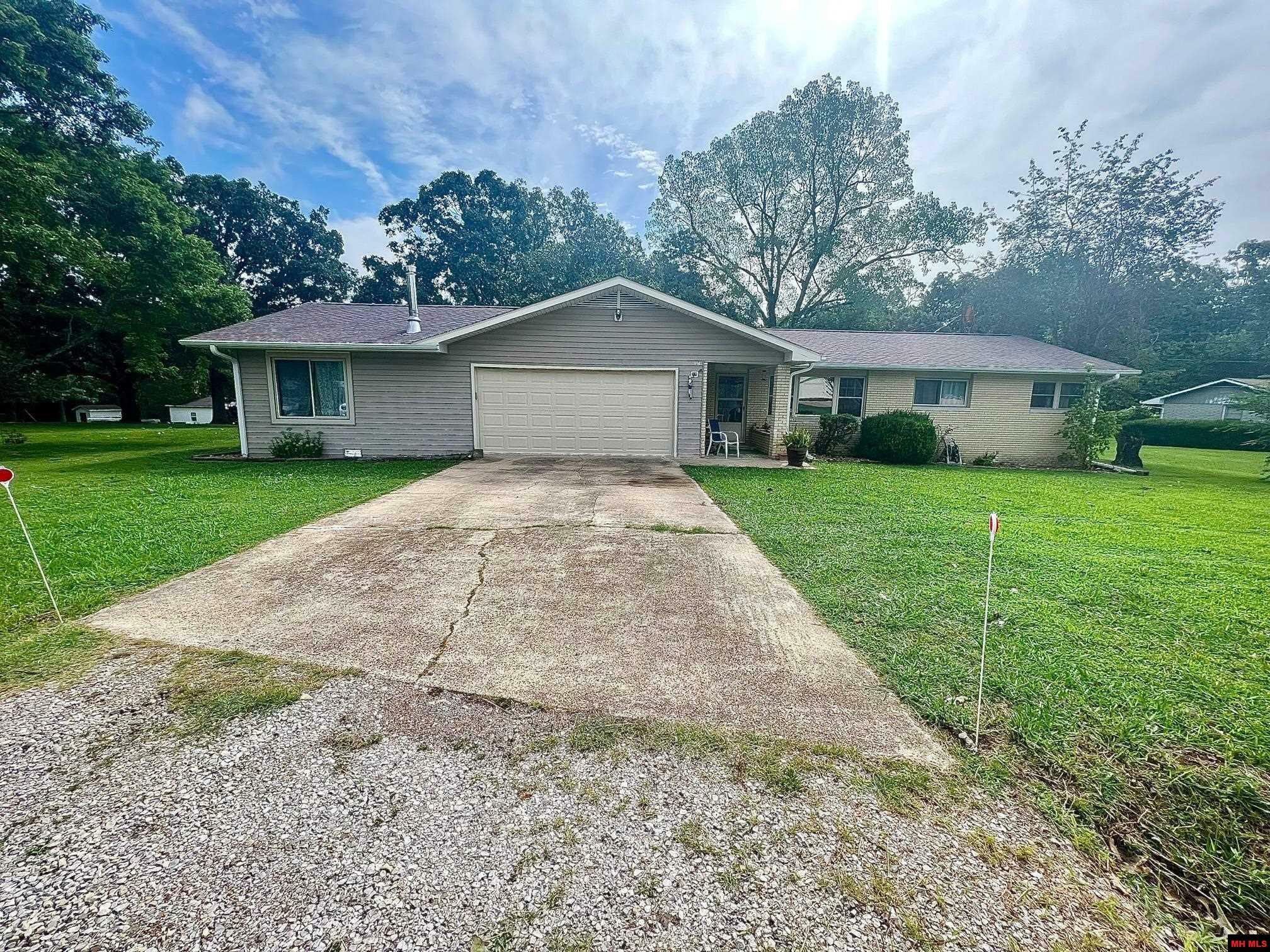 Property Photo:  117 Cr 419  AR 72634 