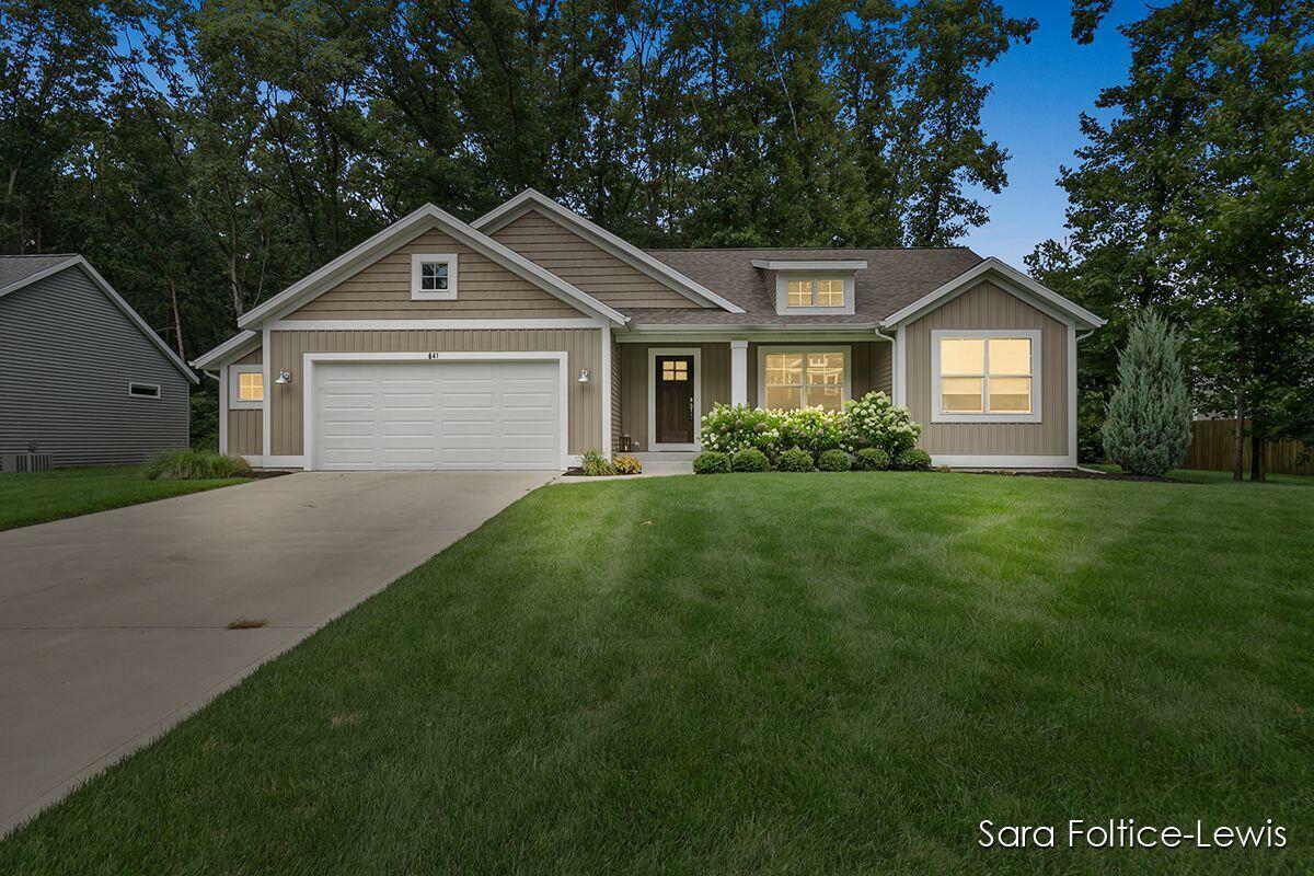 641 Lazy Oak Trail  Holland MI 49424 photo