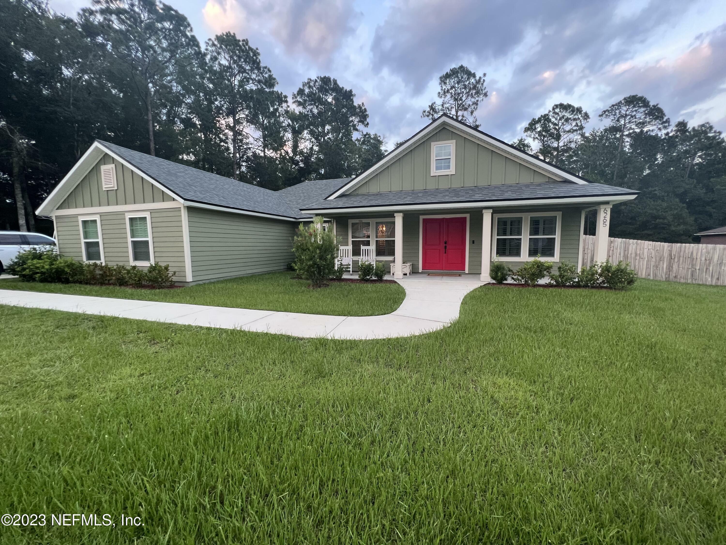 Property Photo:  6265 Flag Run Drive  FL 32234 