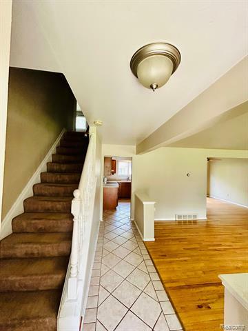 Property Photo: 8714 Woodside Drive MI 48138