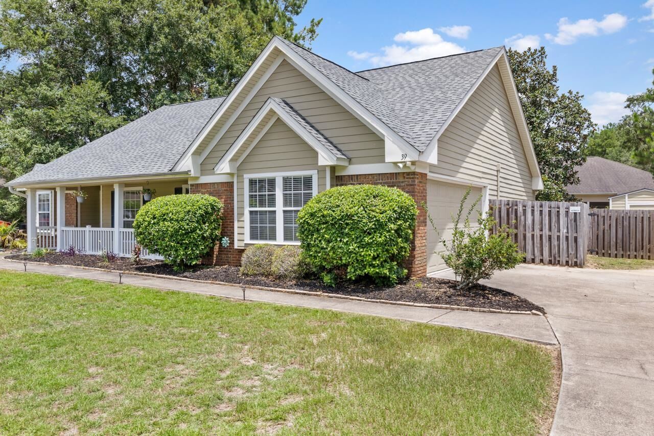 Property Photo:  39 Nuthatch Trail  FL 32327-6204 