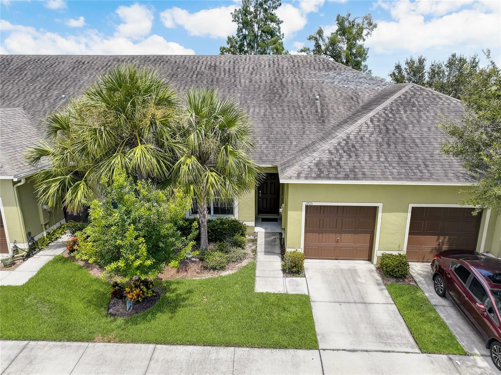 Property Photo:  1705 Trailwater Street  FL 33570 