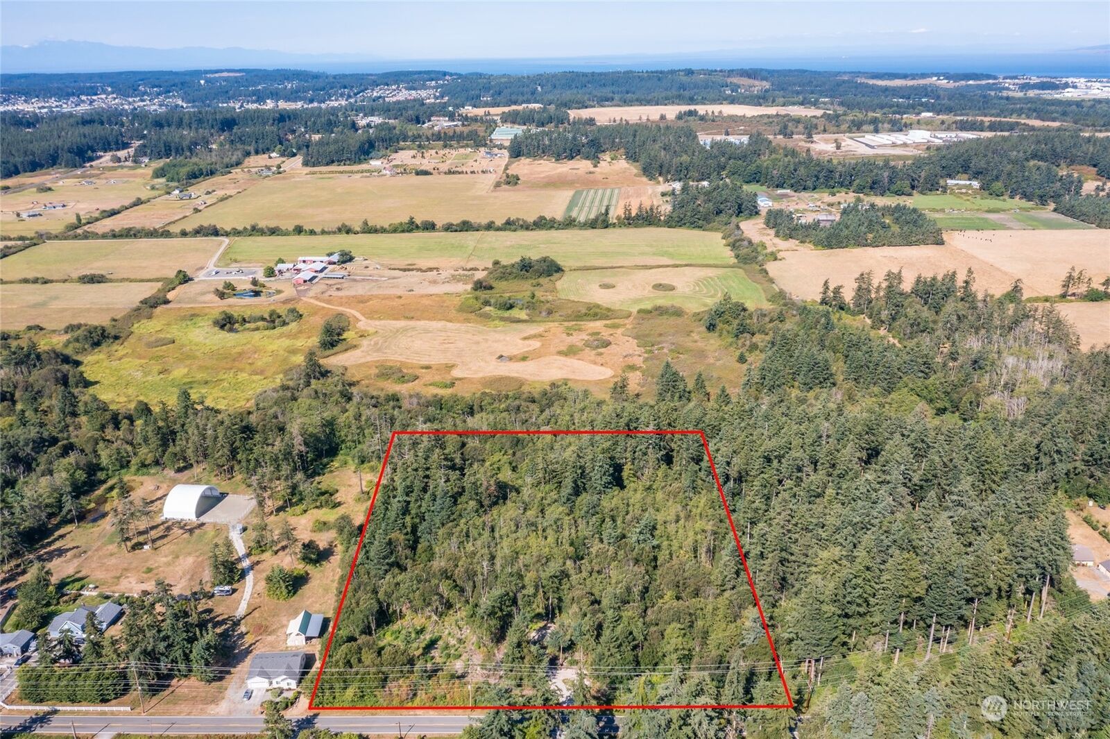 Property Photo: 2943 Hunt Road WA 98277