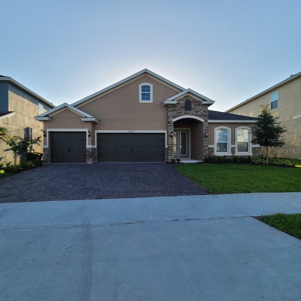 Property Photo:  4372 Renly Lane  FL 34711 