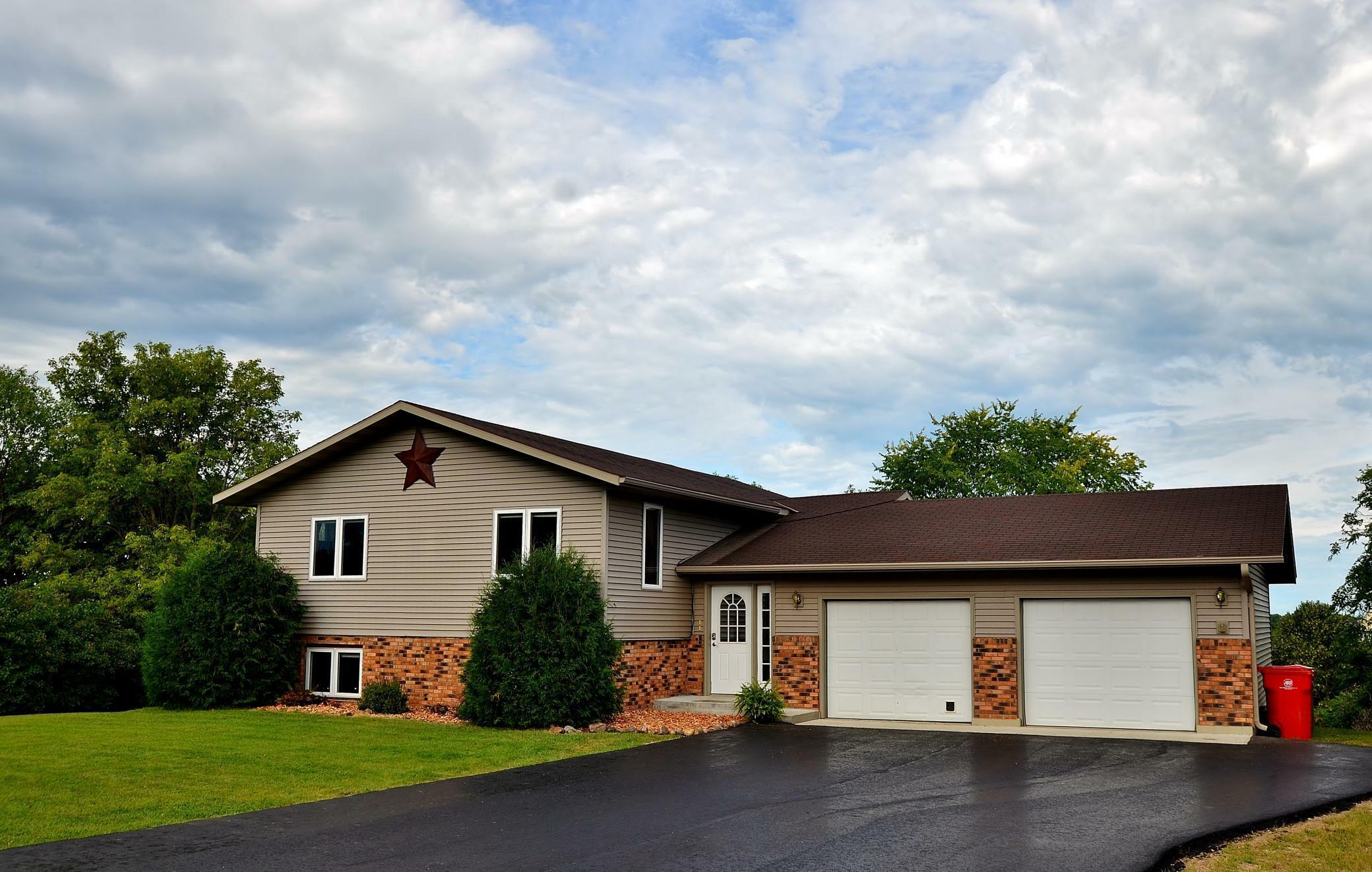 Property Photo:  3930 Sunny Brook Drive NW  MN 56308 