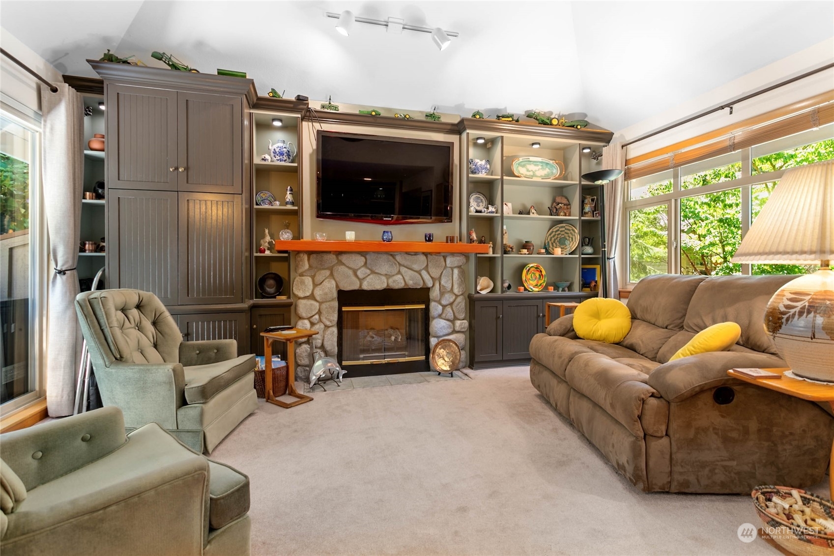 Property Photo: 5416 Snow Goose Lane 407 WA 98230
