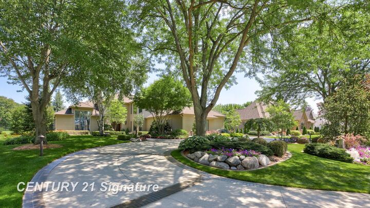 Property Photo: 210 Golfview Drive MI 48638