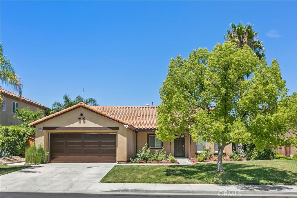 Property Photo: 32873 Shadow Trails Lane CA 92530