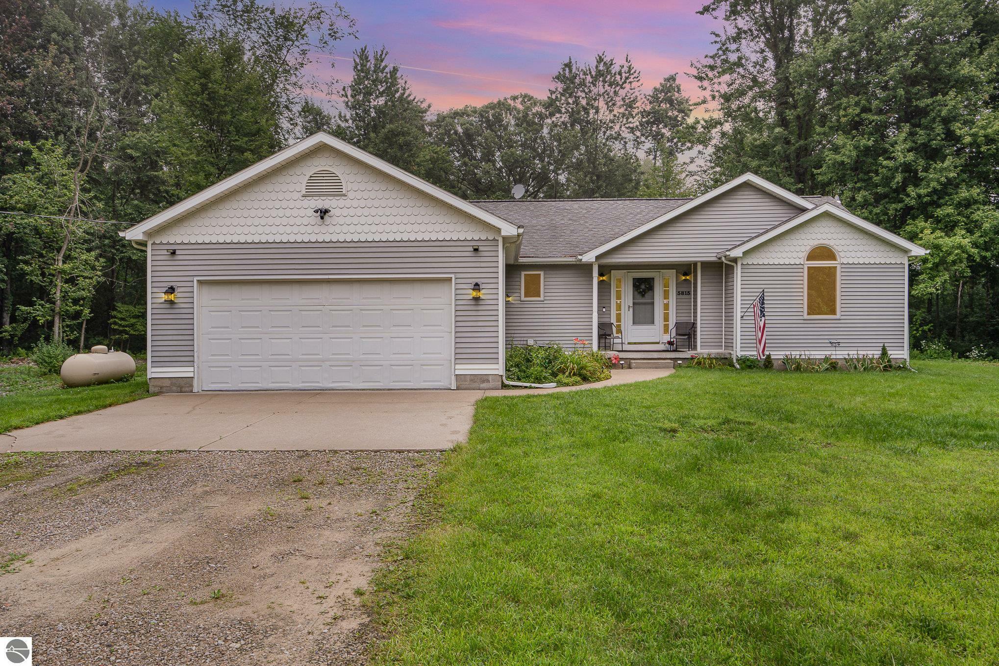 Property Photo:  5815 Most Drive  MI 48858 