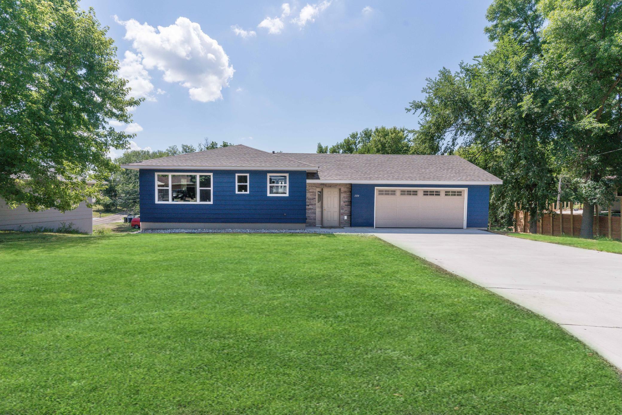 Property Photo: 1104 E Mount Faith Avenue MN 56537