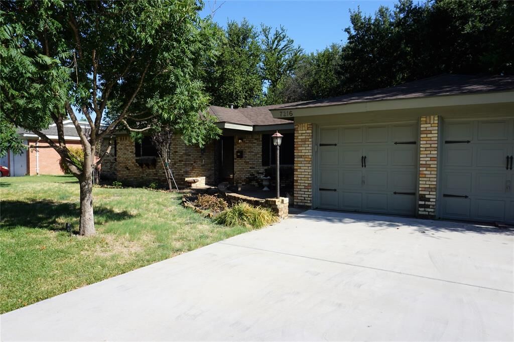 Property Photo:  7216 Winnell Way  TX 76180 