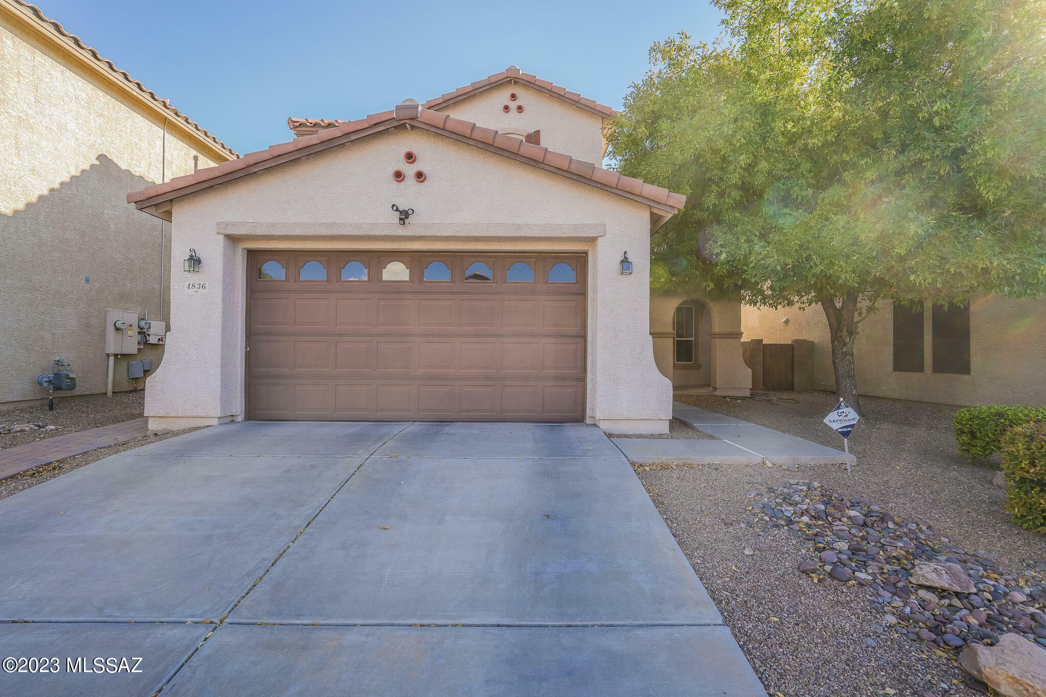 Property Photo: 4836 E Desert Thorn Drive AZ 85756