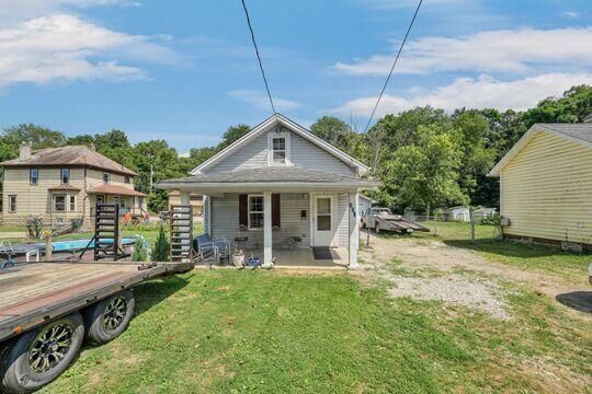 Property Photo: 258 S 2nd Street OH 43055