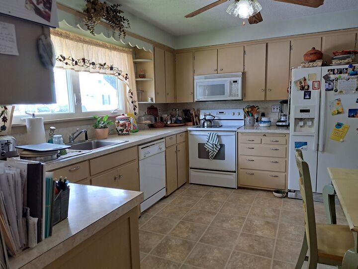 Property Photo: 171 Maple Avenue NH 03743