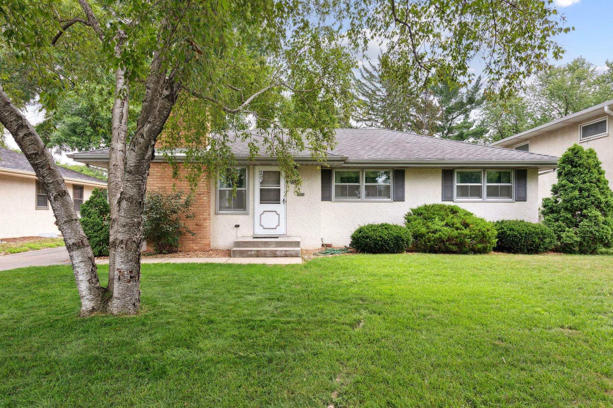 6715 Oakland Avenue S  Richfield MN 55423 photo