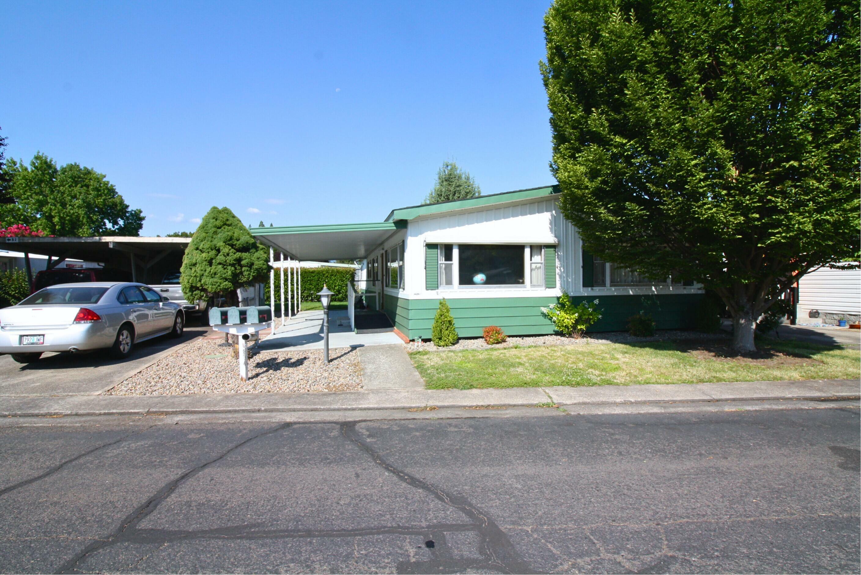 2252 Table Rock Road 81  Medford OR 97501 photo