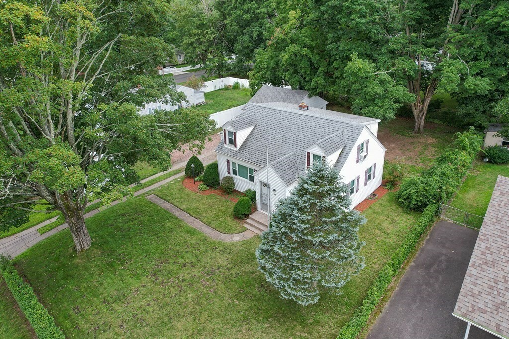 Property Photo:  25 Fernwood  MA 01077 