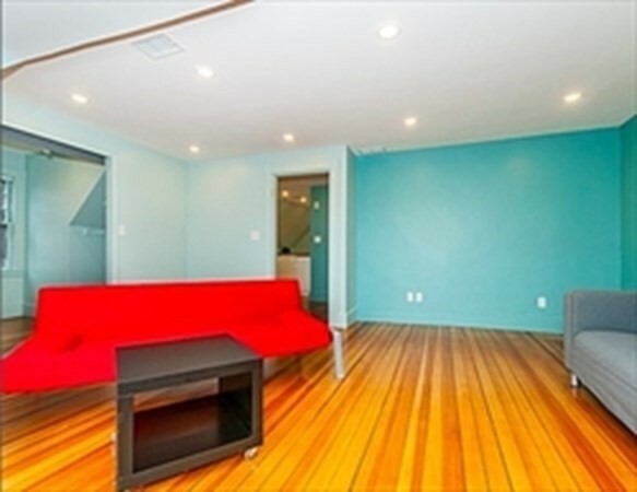 Property Photo:  22 Mason Terrace 3  MA 02446 