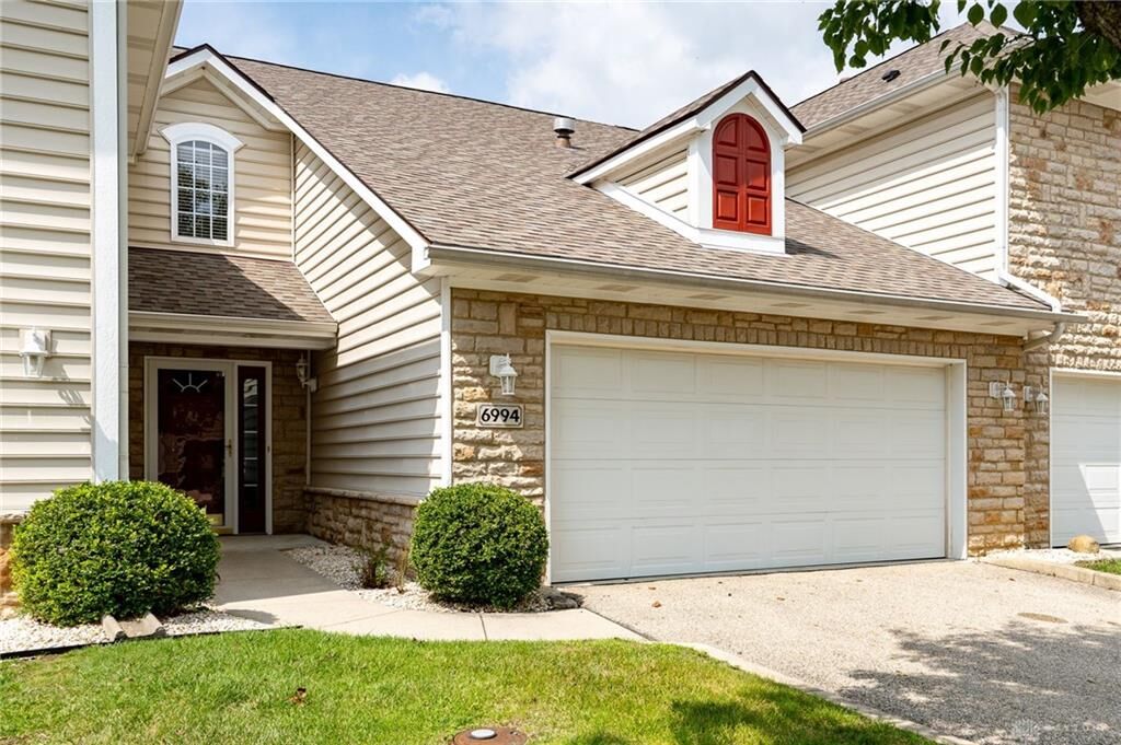 Property Photo: 6994 Salon Circle OH 45424