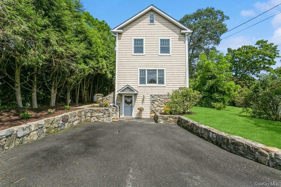 Property Photo: 6 Bridge Lane NY 10598