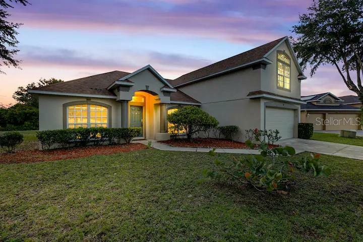 Property Photo:  229 Blue Heron Court  FL 33837 