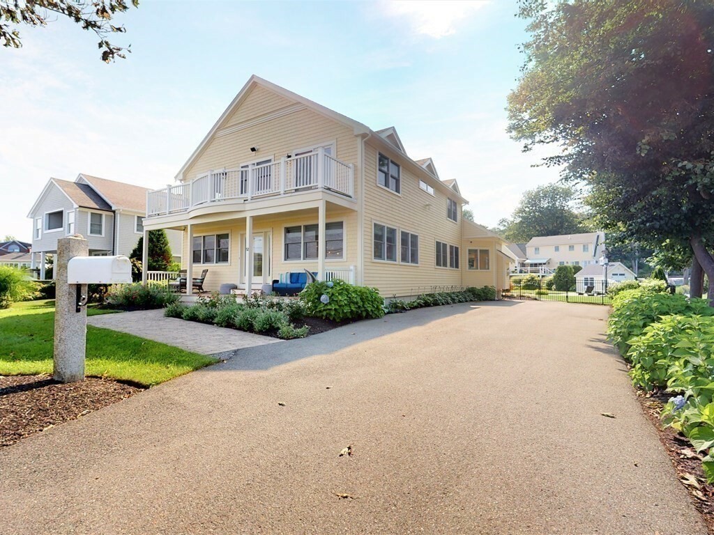 Property Photo: 52 Beach Street MA 01966