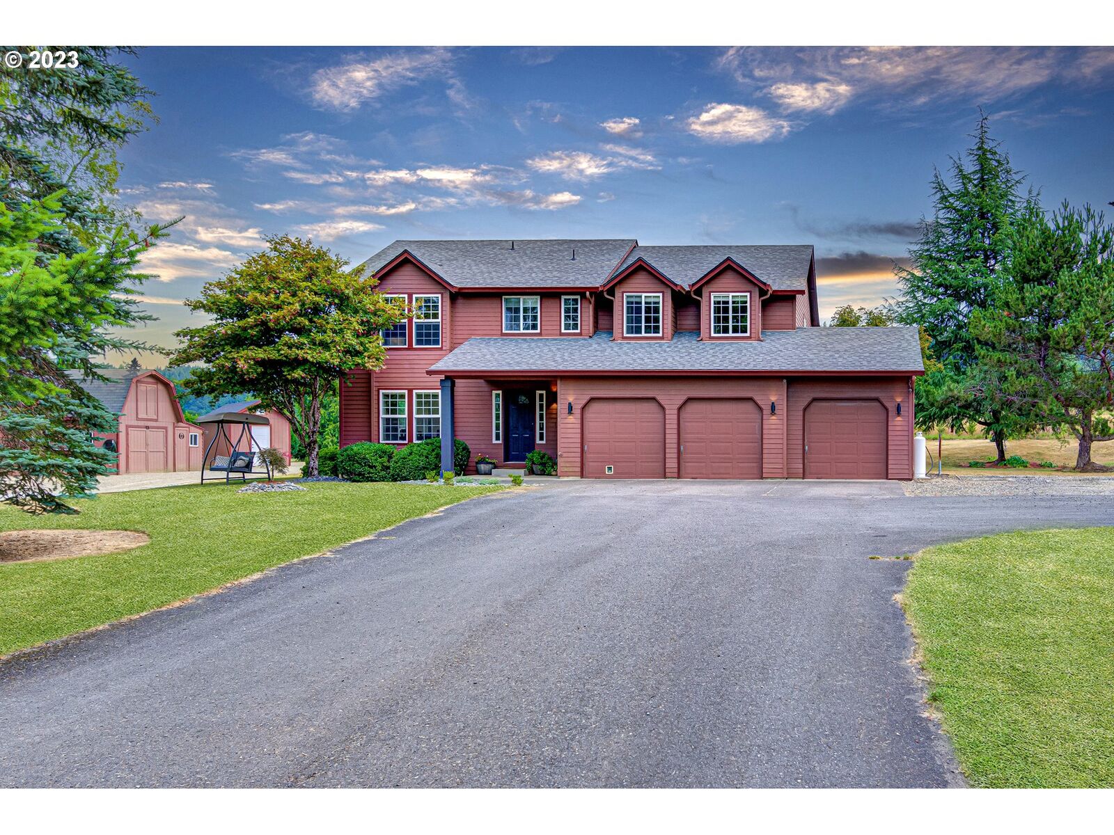 Property Photo:  28101 NE 176th Pl  WA 98604 