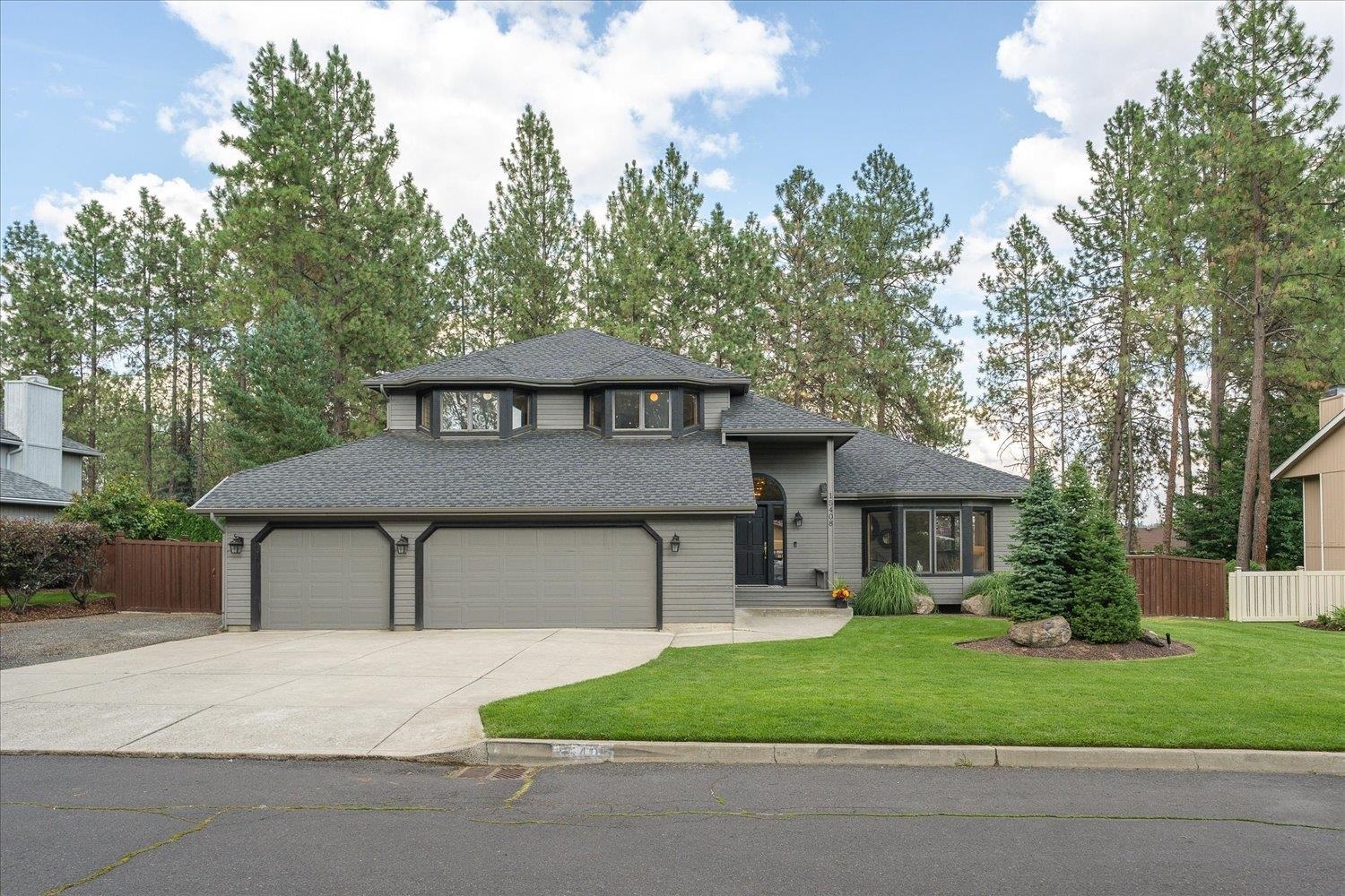 Property Photo: 15408 N Franklin Ct WA 99208