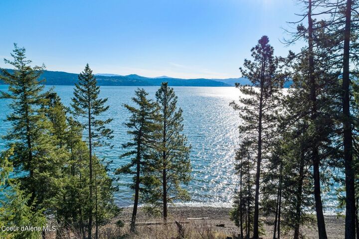 Property Photo: 773 W Steamboat Dr ID 83814