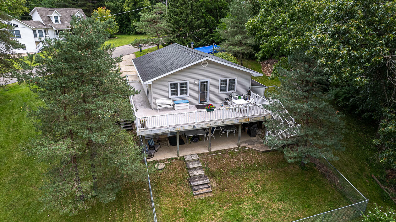 Property Photo:  11113 Northview Drive  MI 49249 