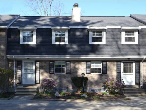 Property Photo: 29 Fieldstone Drive 29 NH 03053