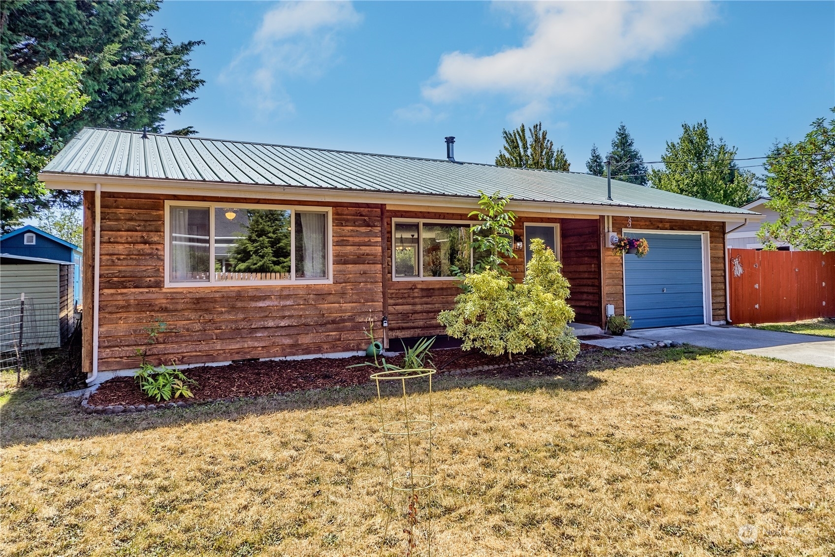 Property Photo:  1223 Tremont Street  WA 98368 