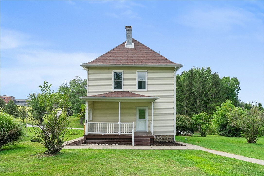 Property Photo:  202 Dexter Rd  PA 15683 