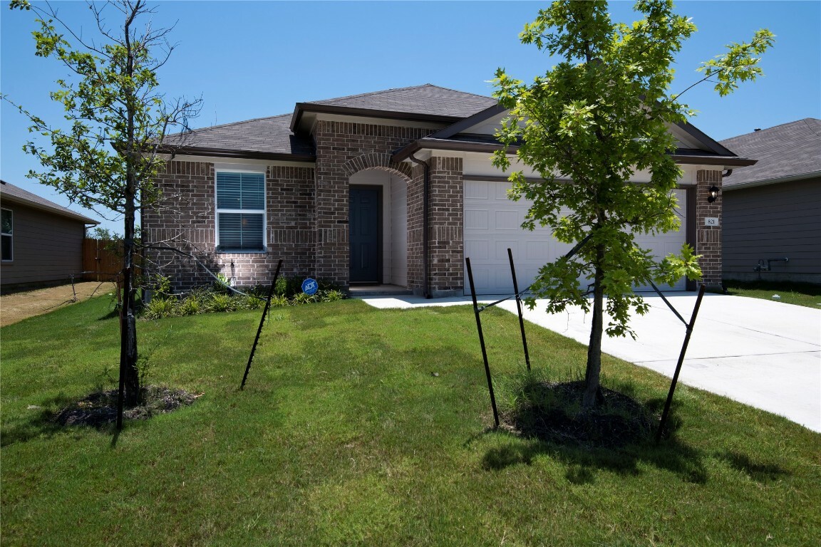 Property Photo:  821 Adler Way  TX 78666 