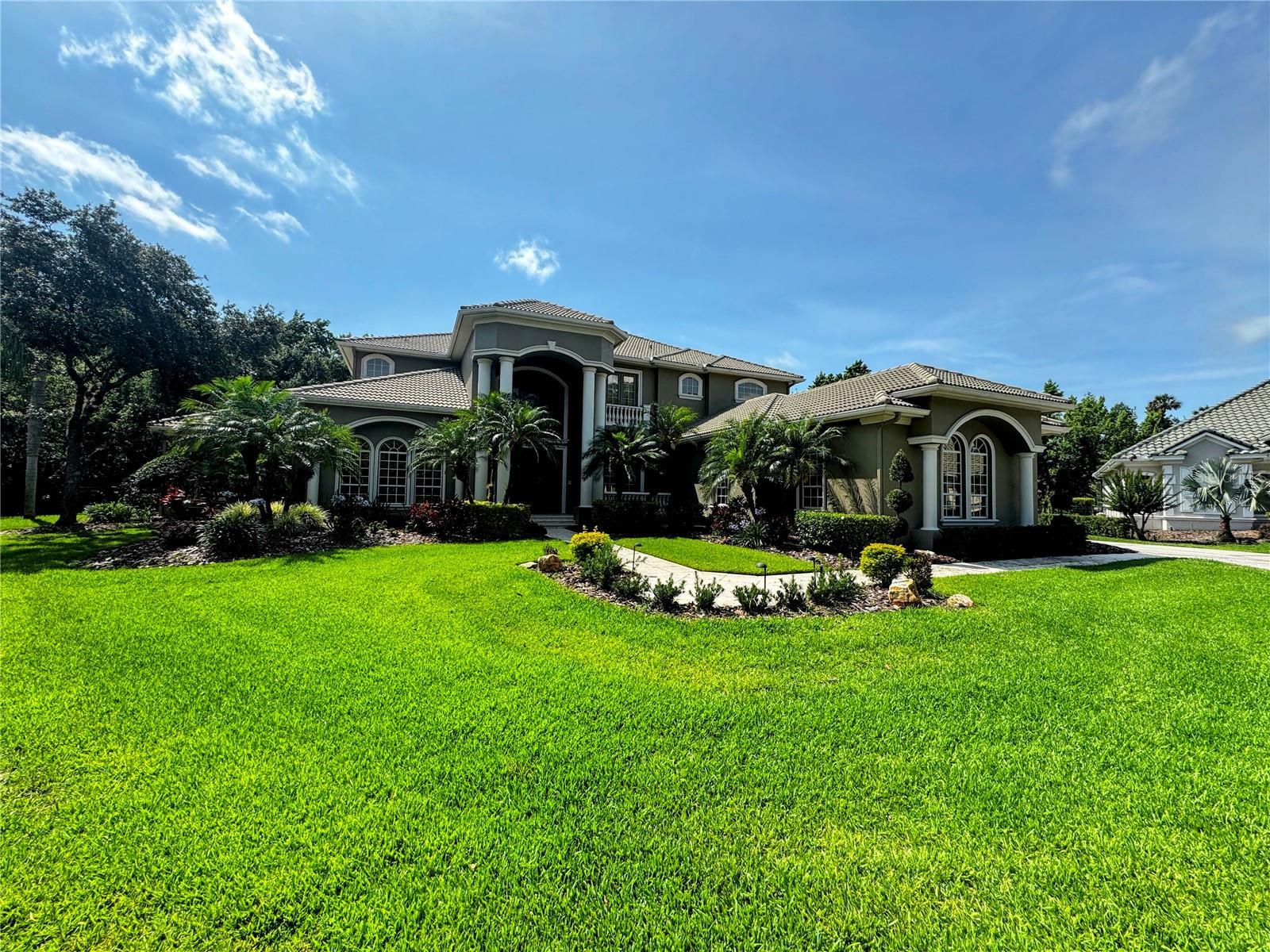 Property Photo: 5016 Givendale Lane FL 33647