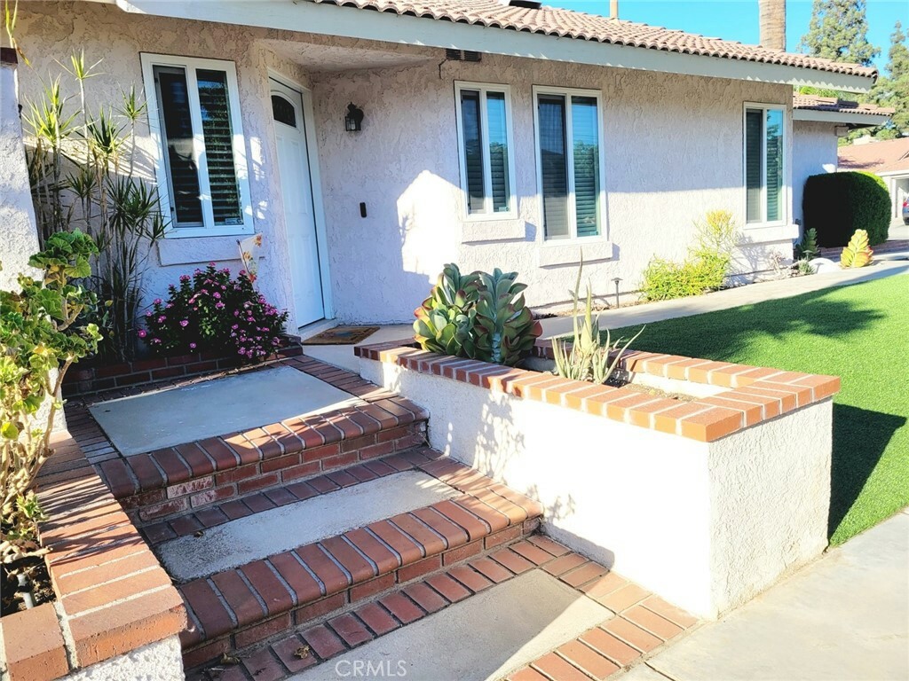 Property Photo: 11374 Dogwood Court CA 92337