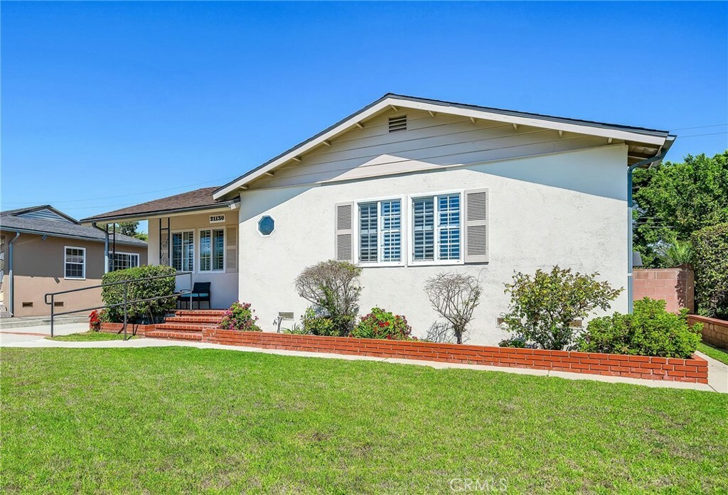 Property Photo:  21130 Berendo Avenue  CA 90502 