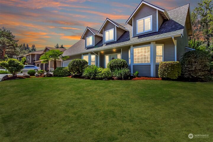 18003 6th Avenue SW  Normandy Park WA 98166 photo