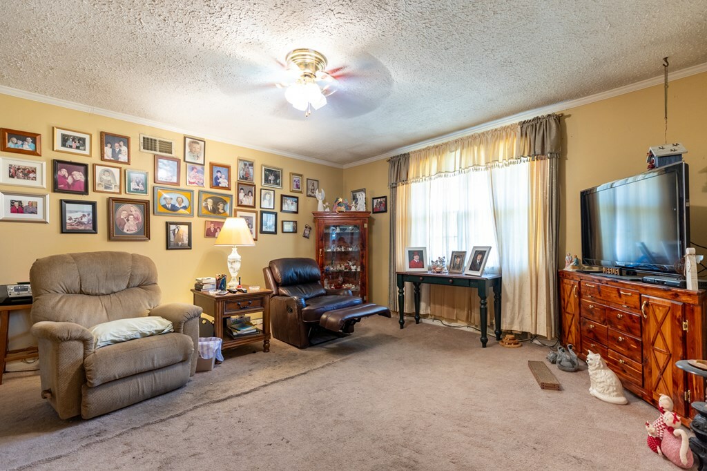 Property Photo:  702 Barton Avenue  AR 72301 