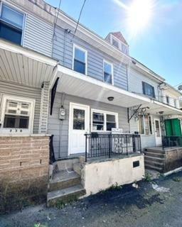 Property Photo:  236 West Arlington  PA 17976 