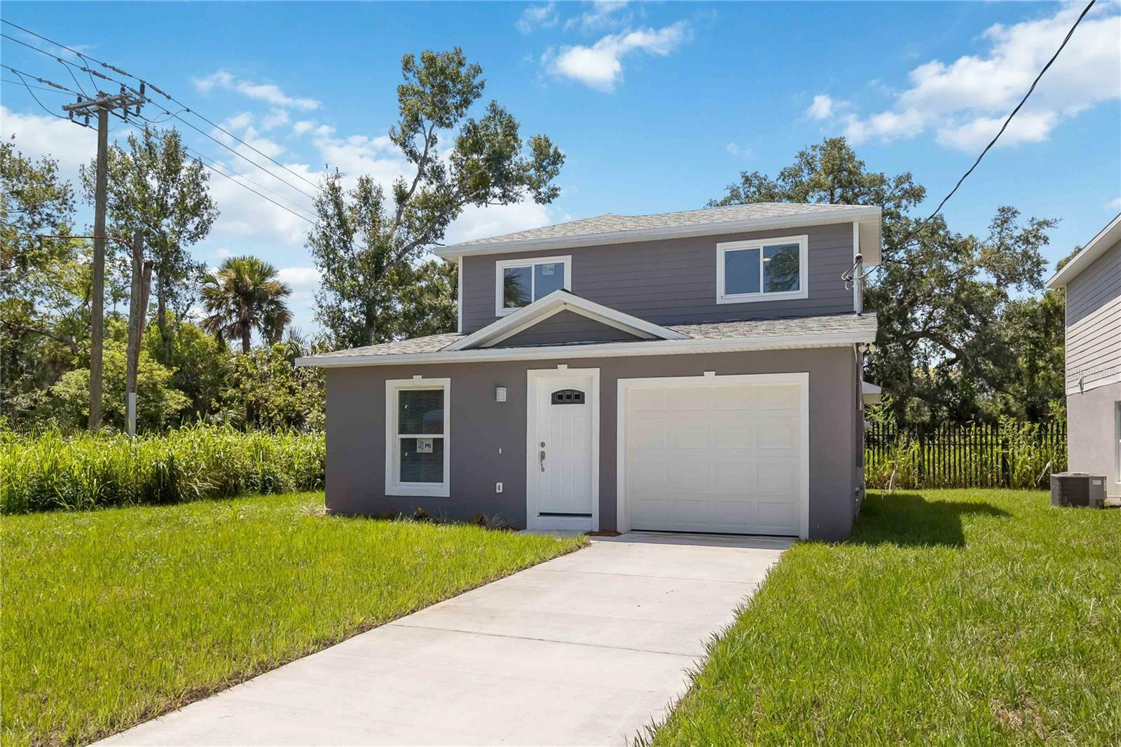 Property Photo:  1301 W 6th Street  FL 32771 