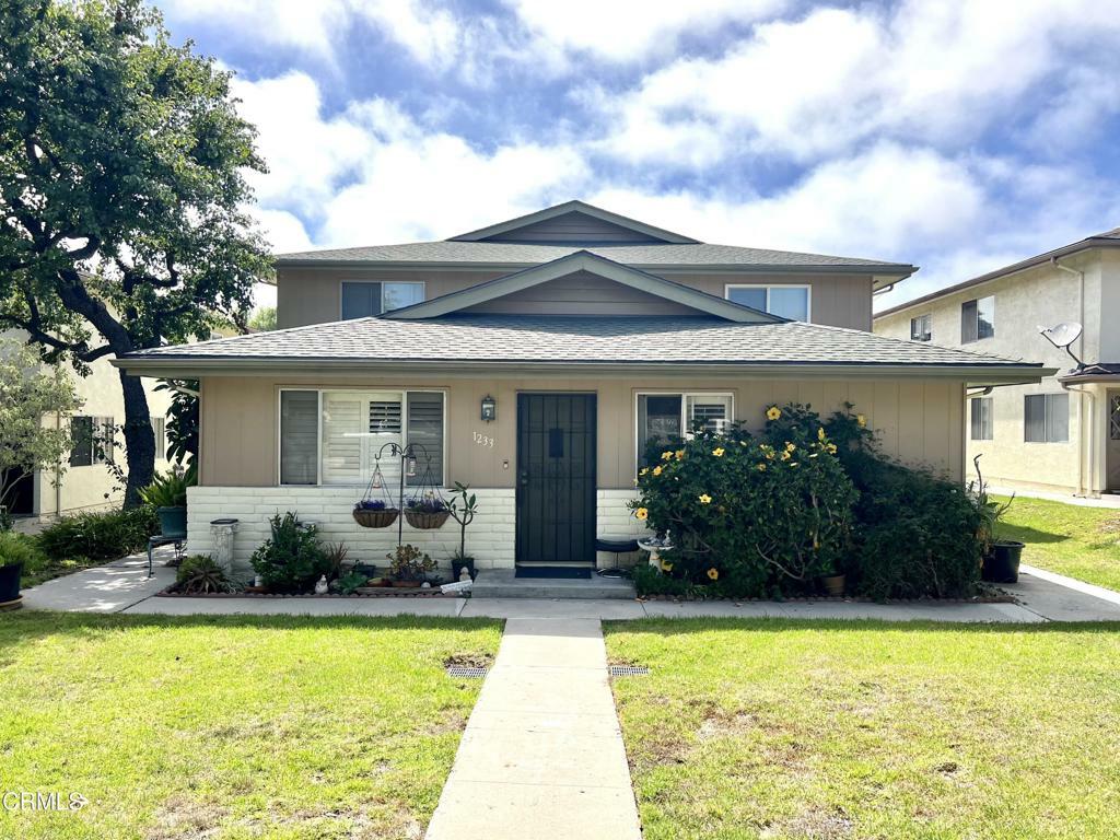 Property Photo:  1233 Chalmette Avenue  CA 93003 